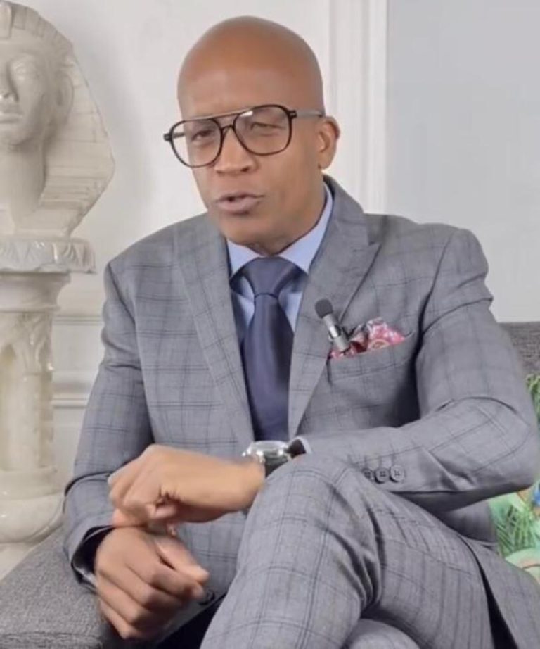 Camille Cocly : L&rsquo;Avocat qui a Délaissé le Militaire pour la Loi, mais Pas les Contradictions