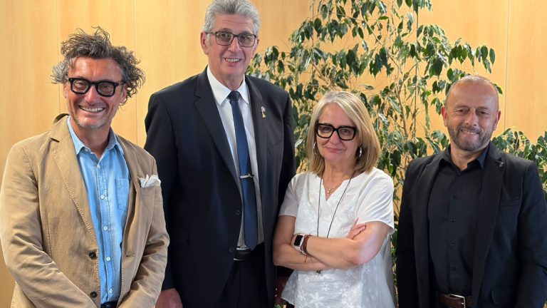 La CPAM du Rhône : Un Nouveau Visage pour un Système en Déroute