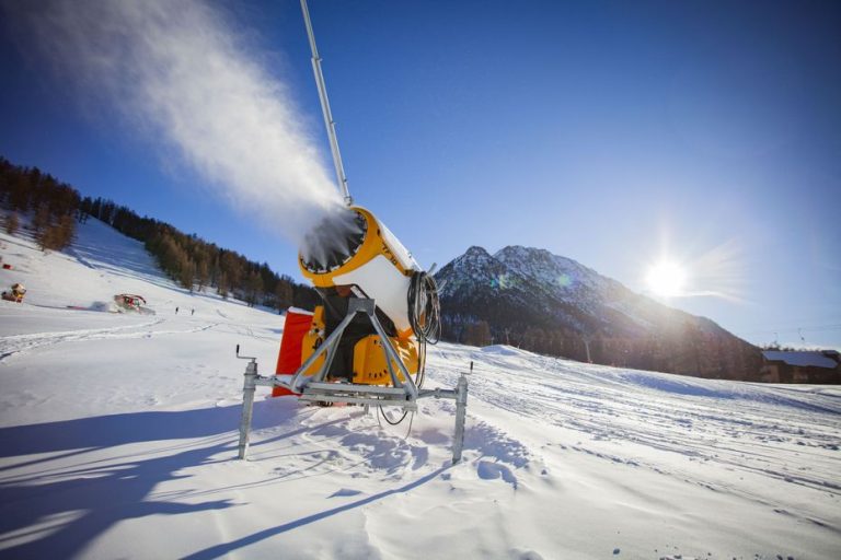 JO 2030 : Pas un mètre cube d&rsquo;eau pour la neige, mais des promesses à gogo