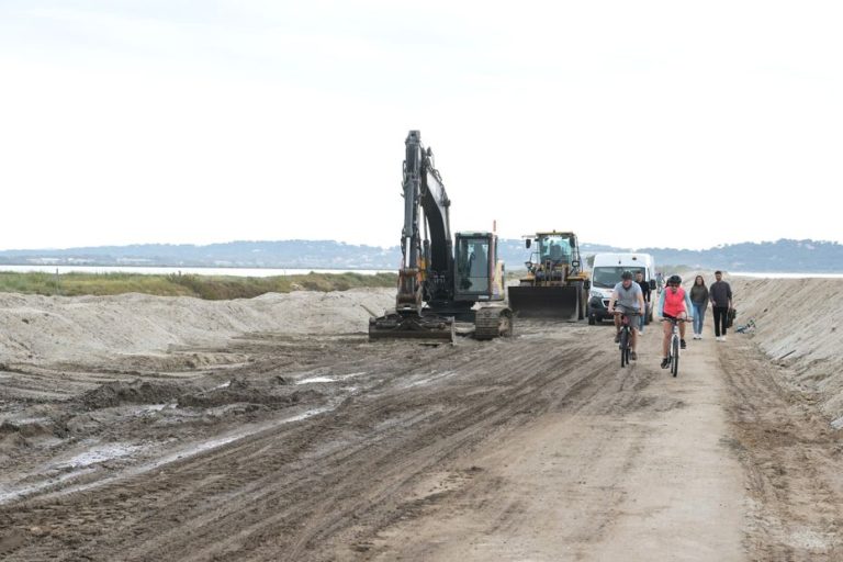 La Route du Sel : Entre Illusion et Érosion