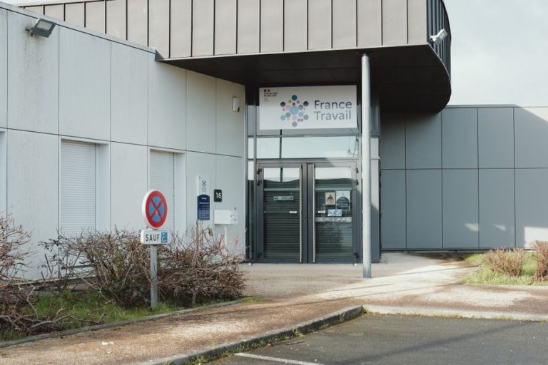 La Déroute des Chefs d&rsquo;Entreprise : Quand la Crise Écrase la Réussite