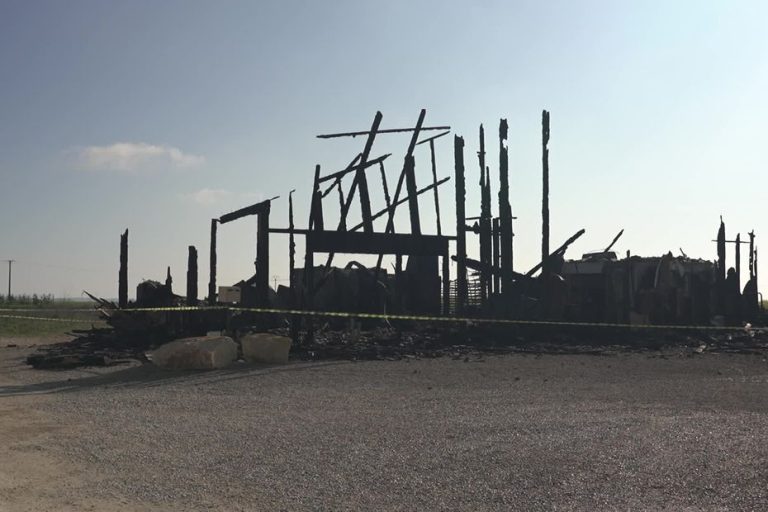 Un incendie dévastateur : la boulangerie “Pain Caramel” en cendres et la solidarité en question