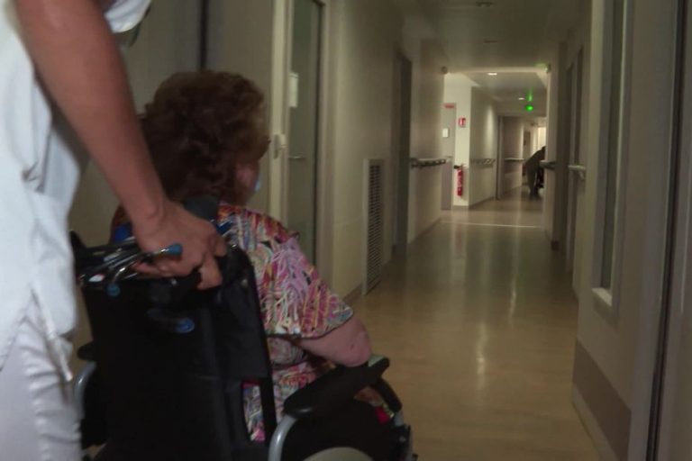 EHPAD en Normandie : un tableau à double face