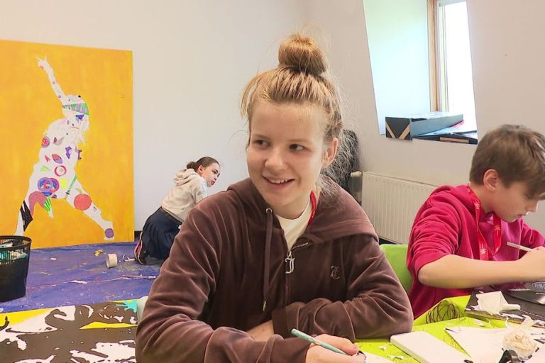 La danse des enfants ukrainiens : un répit dans un monde en guerre