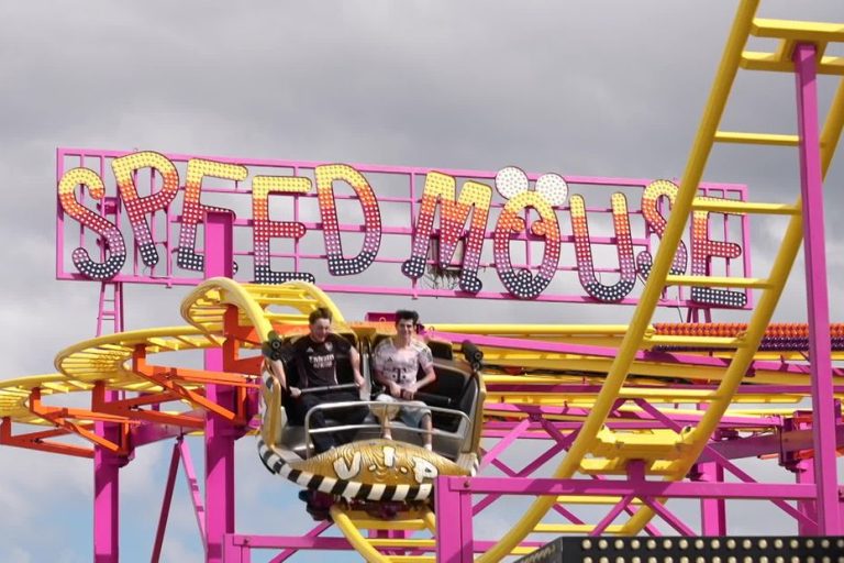 Foire de Pâques : Un manège mortel revient, la fête ou la farce ?