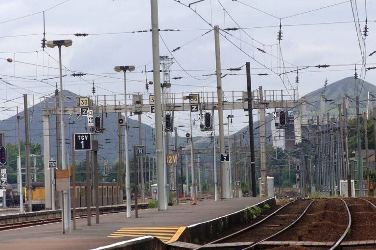 Une nuit à Lens : quand la gare devient un ring