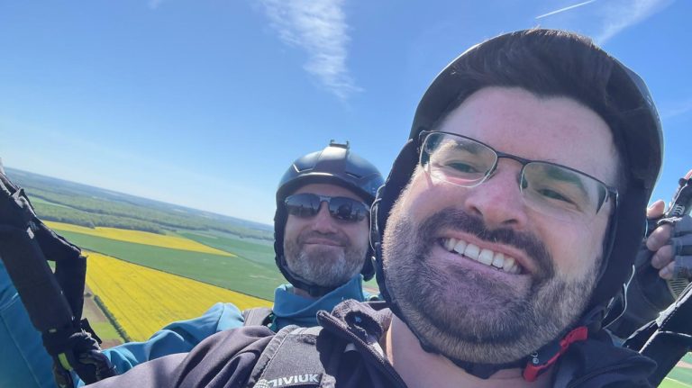 Quand le ciel devient le terrain de jeu des illusionnistes