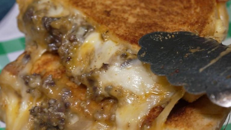 Le haggis toastie : un sandwich écossais audacieux qui divise les palais