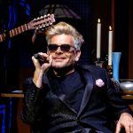 Concert Acoustique de Biolay : Une Soirée de Retenue et de Profondeur