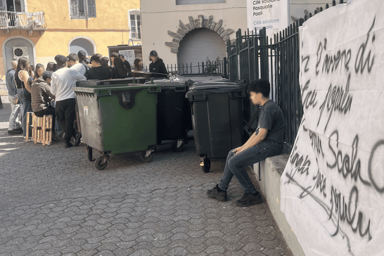 Corte : blocage de la cité scolaire Scola Corsa, rassemblements à Bastia et Ajaccio mardi.