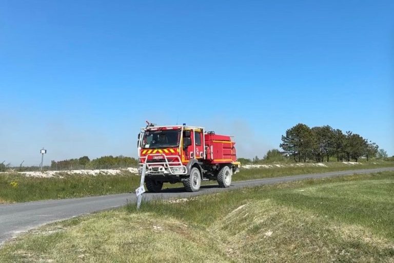 Incendie au camp militaire de Suippes : de nombreux pompiers mobilisés sur place.