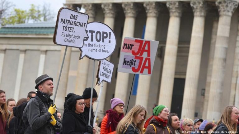 Le Parlement européen adopte une définition commune du viol pour harmoniser les lois.