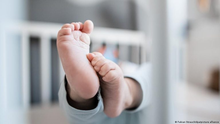 La natalité en Allemagne atteint son niveau le plus bas jamais enregistré en 2025.