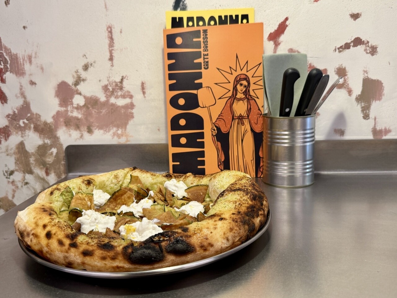 À Lille, Madonna remplace le Goody Goody : pizzas napolitaines et ambiance festive au rendez-vous