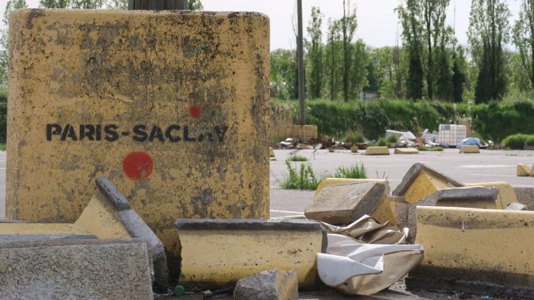 Parking : une forteresse assiégée par l’absurde