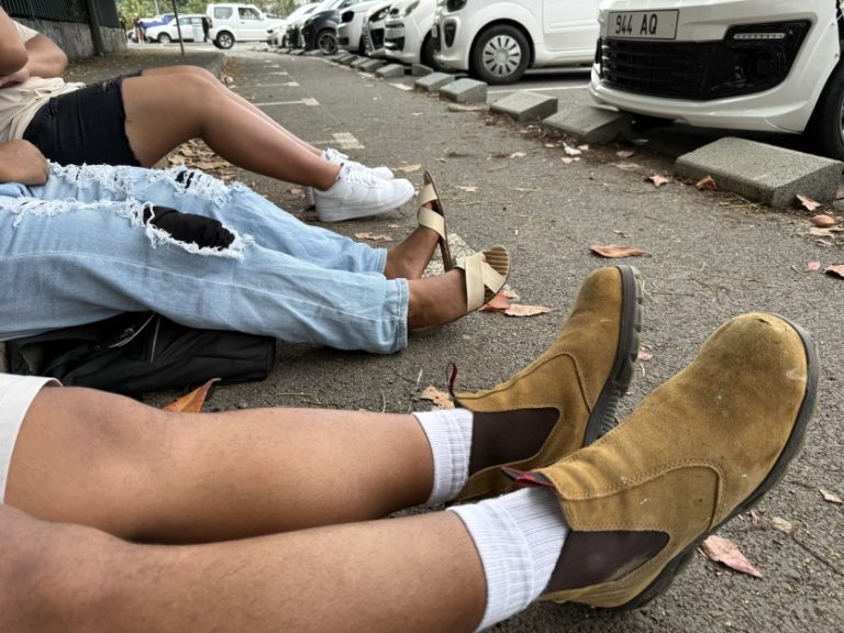 Quand le Lycée Blaise-Pascal s&rsquo;érige en gardien du bon goût : une mode vestimentaire sous haute surveillance