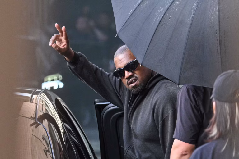 Kanye West banni du Royaume-Uni : quand les discours haineux font fuir même les festivals locaux !