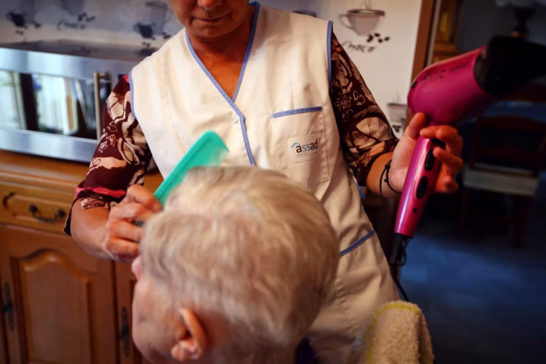 Allocation personnalisée d’autonomie : le Pas-de-Calais pris à la gorge