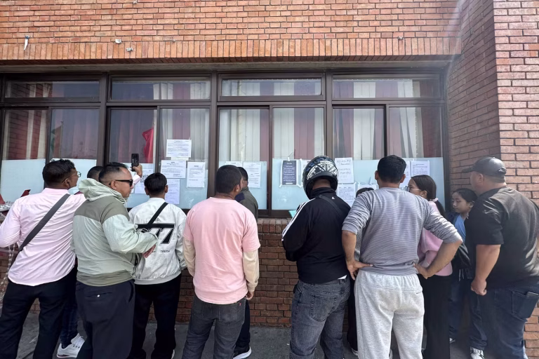 Quand la guerre au Moyen-Orient met en péril les villes RN : les conservateurs face à l'absurde dépendance de leur diaspora