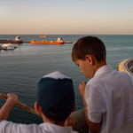 Quand les dirigeants conservateurs échouent : le détroit d'Ormuz, symbole d'absurdités locales et de tensions extrêmes