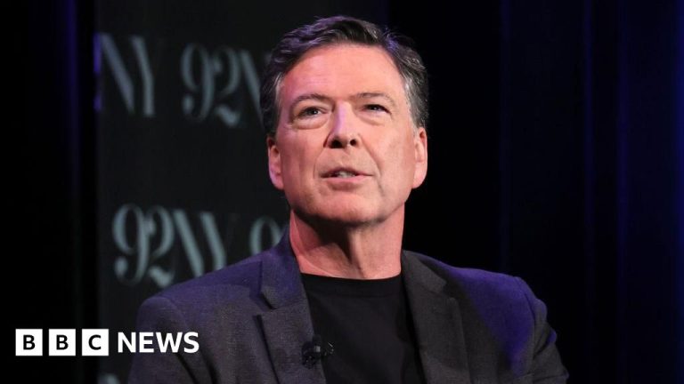 James Comey, ancien directeur du FBI, inculpé une deuxième fois pour des faits criminels.