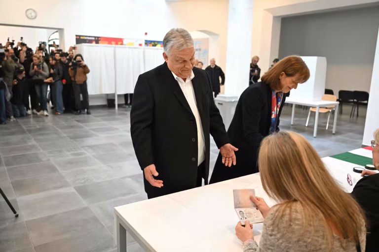 Viktor Orbán : La Défaite d&rsquo;un Roi Déchu