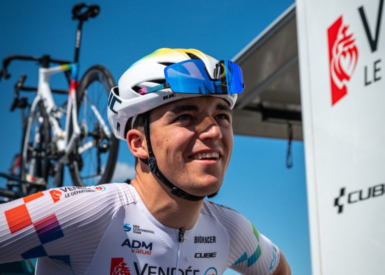 Gabin Gicquel : un jeune cycliste breton en quête d’expérience au Tour de Bretagne