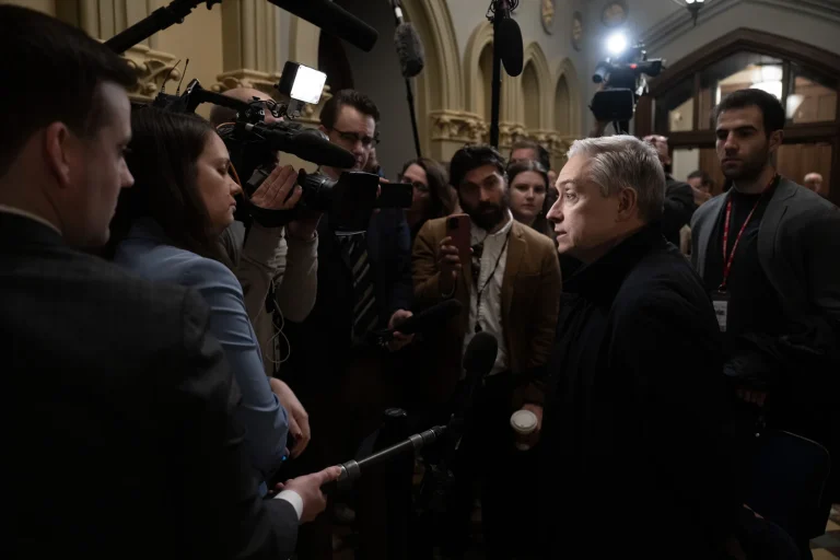 François-Philippe Champagne face aux questions sur ses liens controversés avec Alto