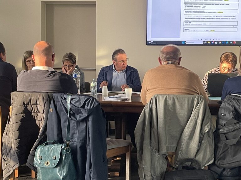 Serquigny : des comptes équilibrés soutiennent des projets de développement local.