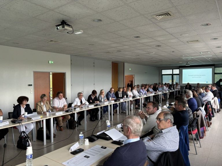 Une Réunion de Routine : Les Élus de la Communauté de Communes Lyons Andelle Se Contentent de l&rsquo;Ordinaire