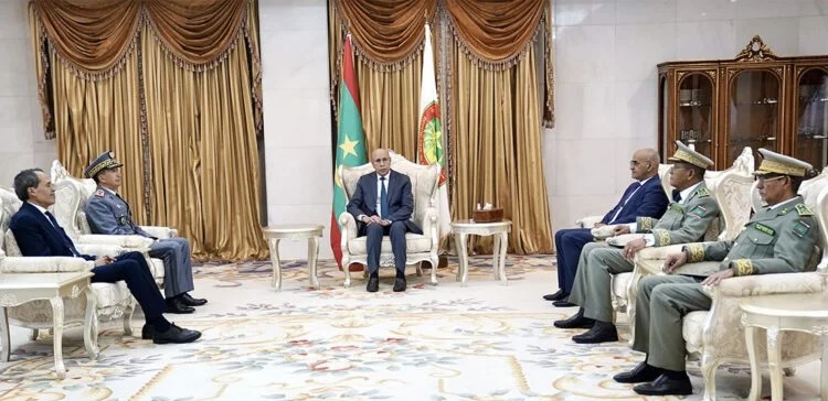 Quand El Ghazouani et son inspecteur des FAR discutent : une comédie absurde au cœur de la Mauritanie!