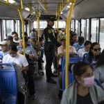 A Lima, les chauffeurs de bus sous la menace à la veille de la présidentielle