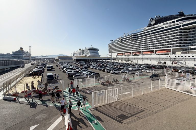 À Marseille, les croisières se branchent à l'électricité pendant que les élus RN préfèrent l'obscurantisme !