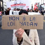 « Quand le conservatisme étouffe la critique : 140 000 signatures contre la loi Yadan en RN »
