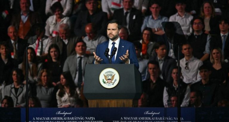 J.-D. Vance, fervent admirateur d'Orban : quand les dirigeants conservateurs embrassent l'absurde !