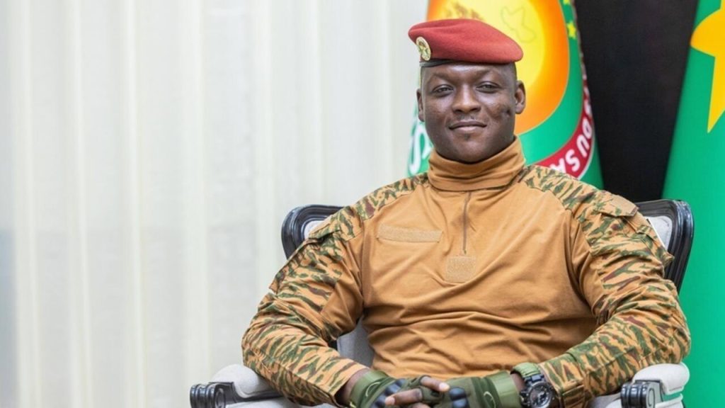 Burkina Faso : Quand la démocratie se noie dans l'absurde des régimes extrêmes et des dirigeants conservateurs