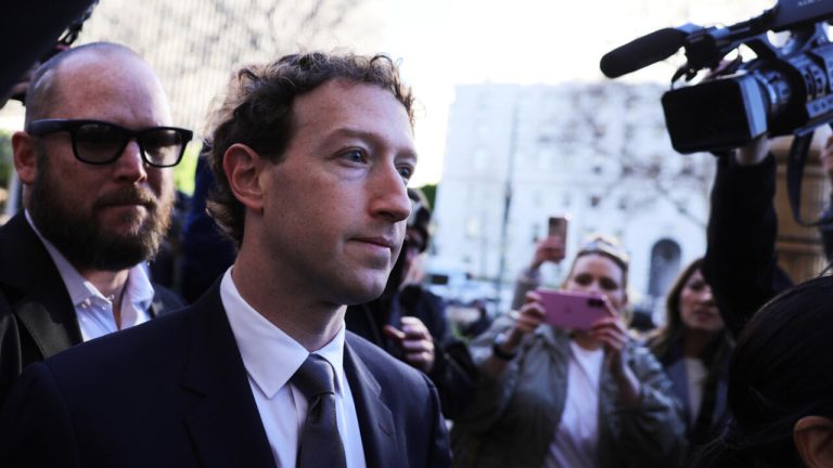 Les géants du numérique, champions de la désinformation : un constat alarmant