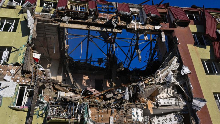 Week-end pascal : l'Ukraine en feu, la Russie saignée à blanc par ses propres dirigeants absurdes !