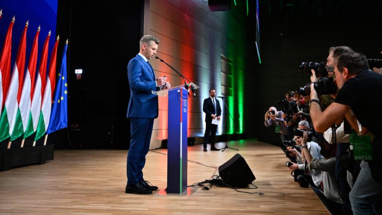 Revue de Presse : Répercussions des Élections Hongroises dans les Balkans