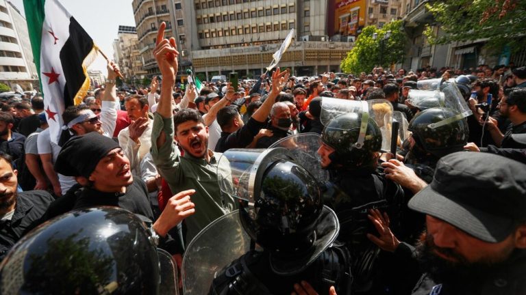 Damas : un rassemblement pour la liberté ou une illusion de changement ?