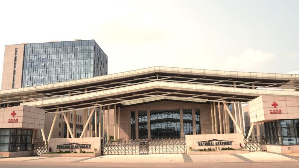 Cameroun : Les élus s'égarent en proposant un vice-président, pendant que la crise s'aggrave !