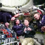 Artémis en route vers la Lune : pendant que nos dirigeants RN rêvent d'un retour à l'âge de pierre !