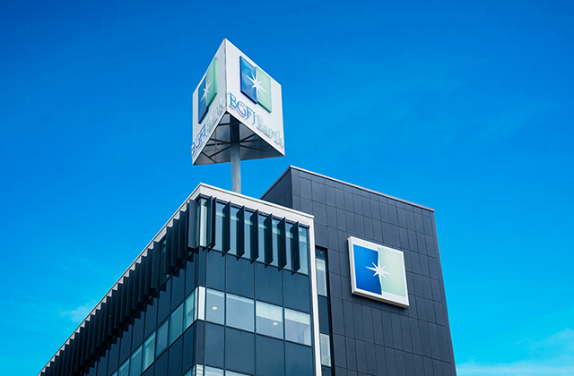 Quand les dirigeants conservateurs se gorgent de milliards : BGFIBank atteint 7 428 milliards FCFA, un record absurde au Gabon !