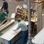 Quand même les artisans des villes RN plient sous le poids des absurdités conservatrices !