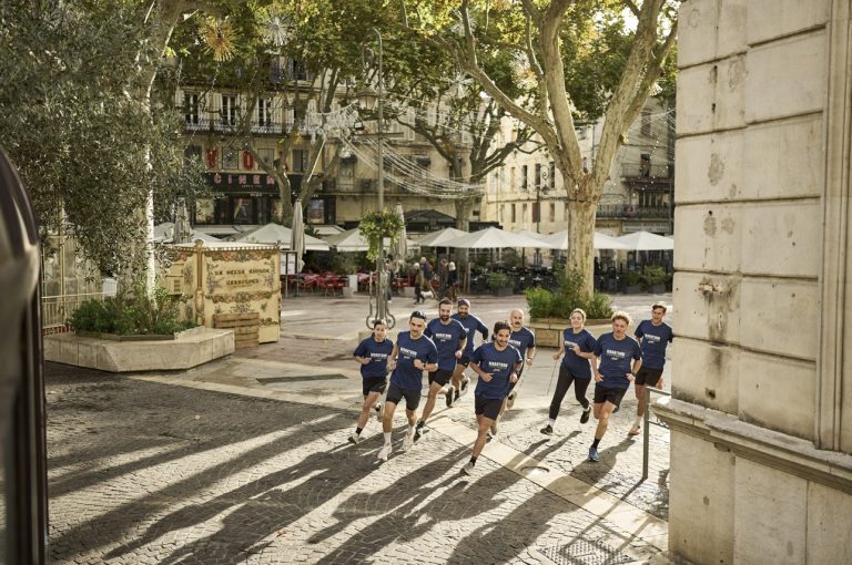 Marathon d'Avignon 2026 : Quand les conservateurs courent pour l'hôpital, mais pas pour ses soignants !