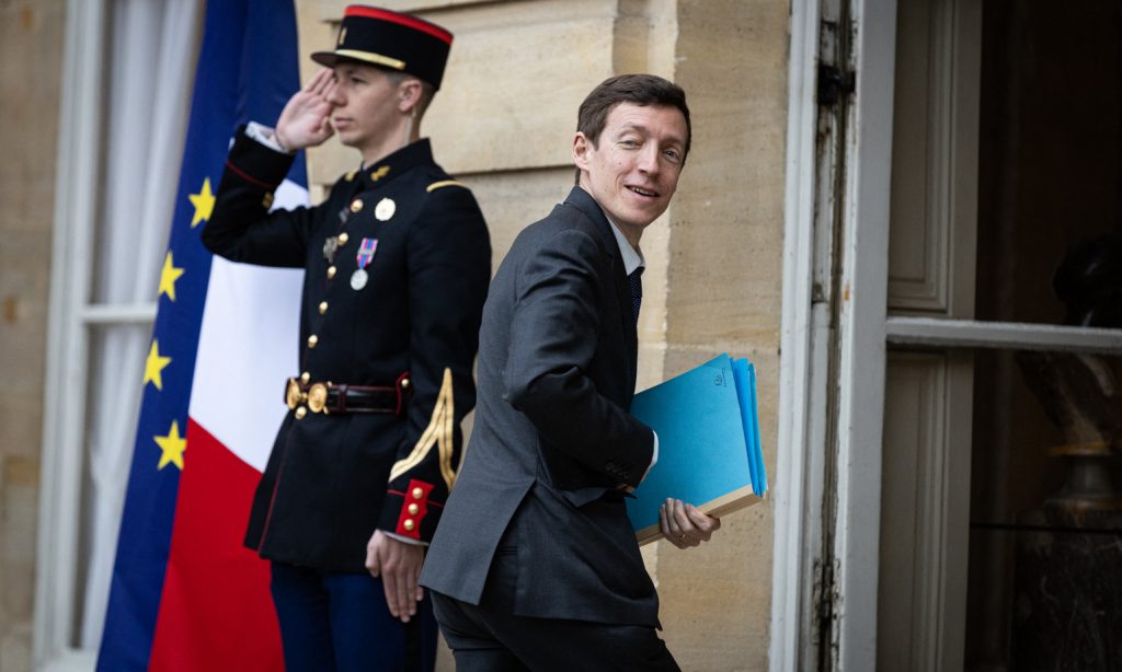 Concours des premiers de classe : quand les ministres conservateurs célèbrent l'élitisme dans nos villes RN !