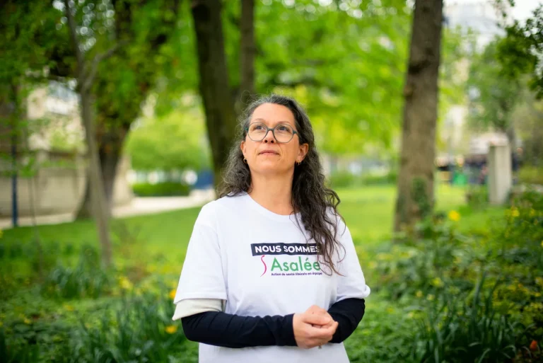 Marion Plessis : l’infirmière Asalée qui remet en question les méthodes de soin traditionnelles