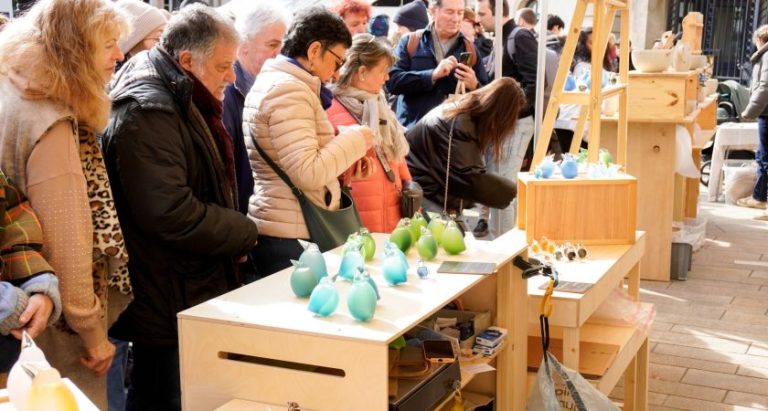 Marché artisanal de l’Emaischen : quand les conservateurs célèbrent l'absurde en pleine crise locale !