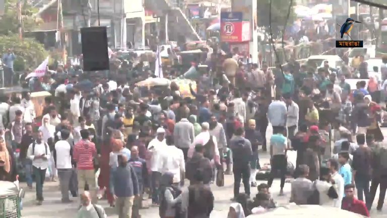 Des étudiants bloquent le carrefour de la science : quand l'absurde des dirigeants conservateurs atteint son paroxysme !