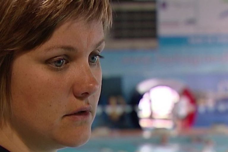 À 18 ans, elle devenait la première française à traverser la Manche à la nage, la disparition de Marion Hans Mesmacque suscite une vive émotion